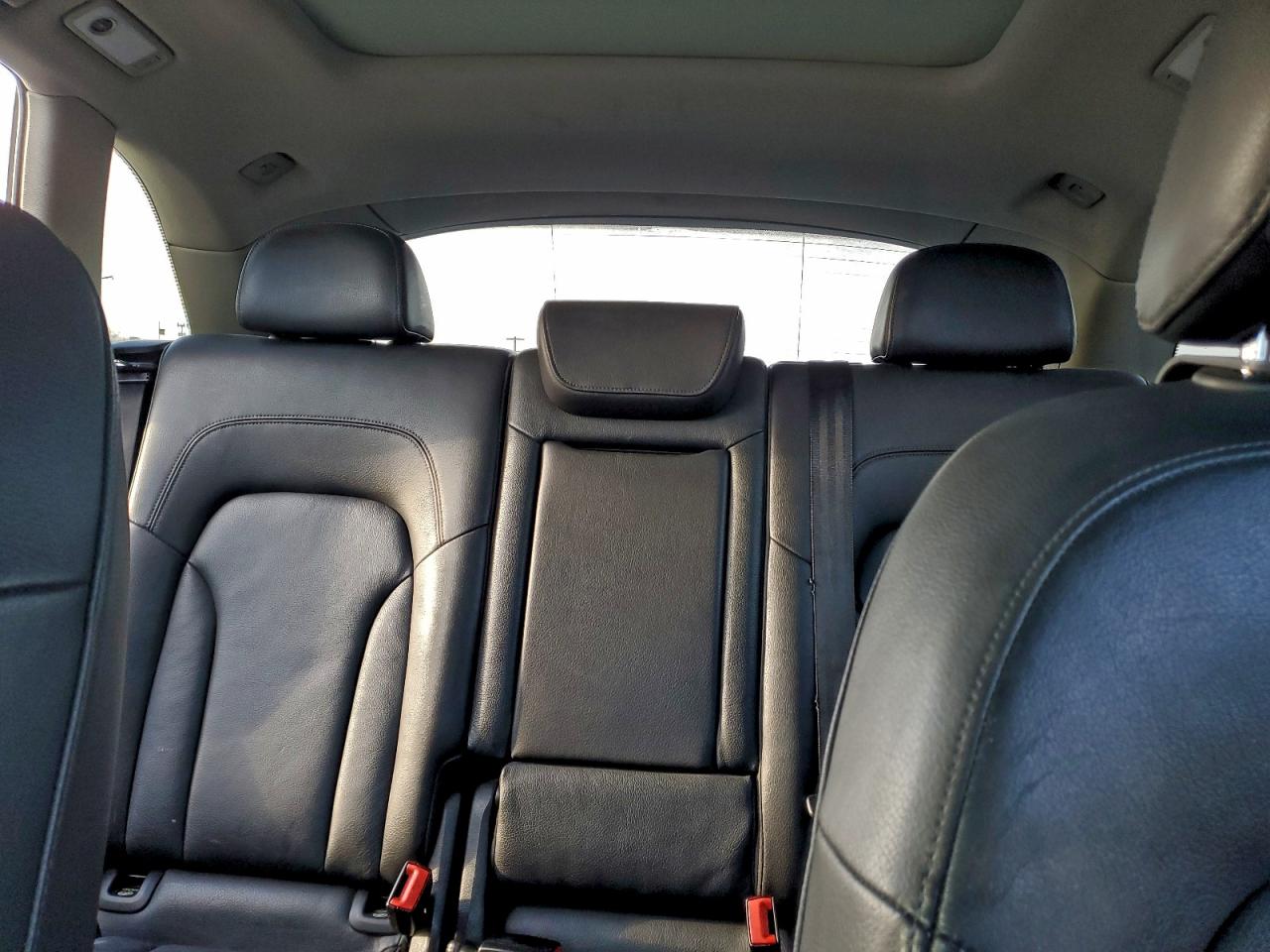 2012 AUDI Q5 PREMIUM PLUS photo 10