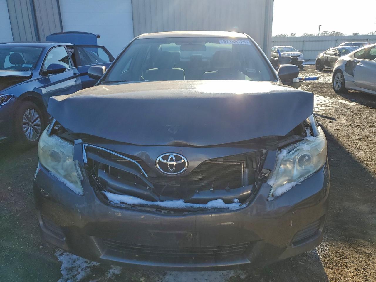 2011 TOYOTA CAMRY BASE photo 5