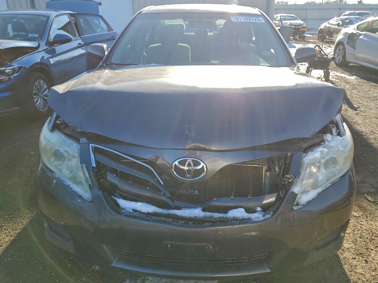 2011 TOYOTA CAMRY BASE photo 11