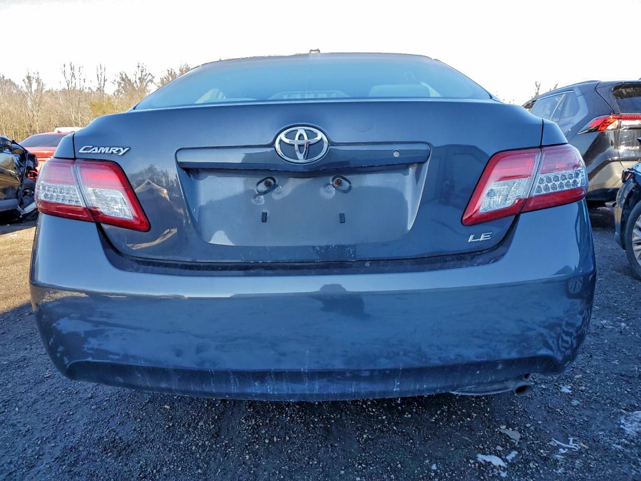 2011 TOYOTA CAMRY BASE photo 6