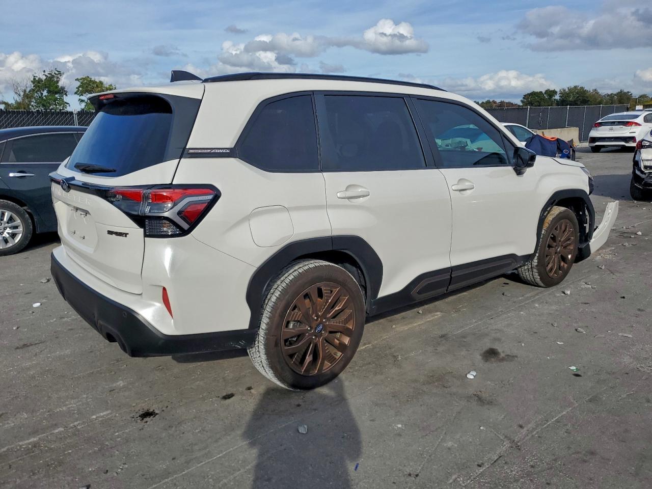 2025 SUBARU FORESTER SPORT photo 3