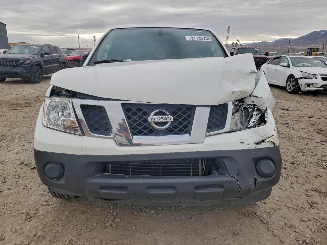 2017 NISSAN FRONTIER S photo 5