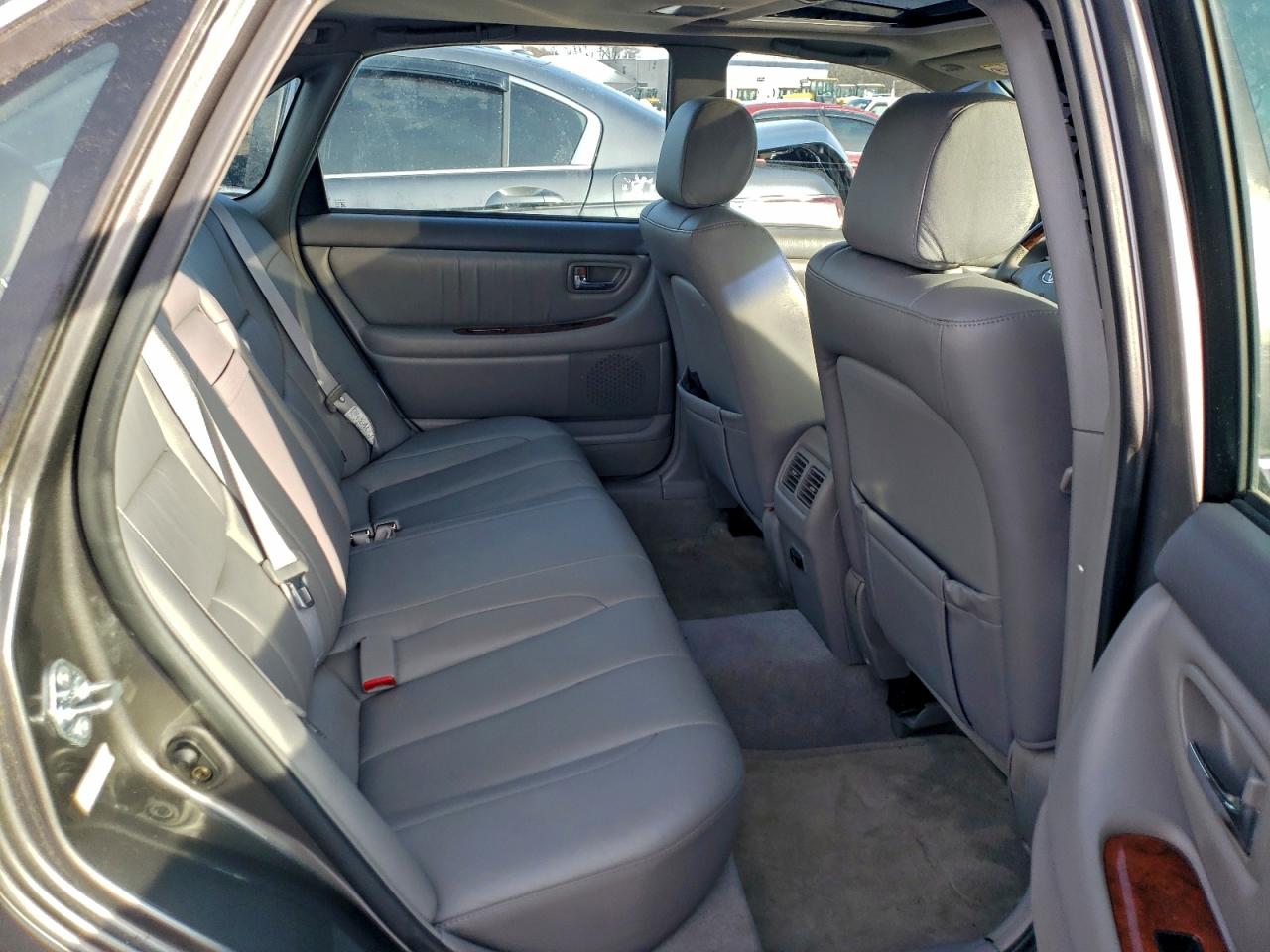2004 TOYOTA AVALON XL photo 10