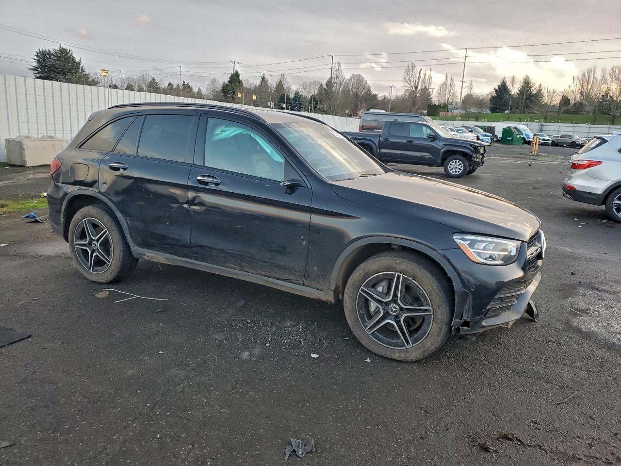 2022 MERCEDES-BENZ GLC 300 4MATIC photo 4