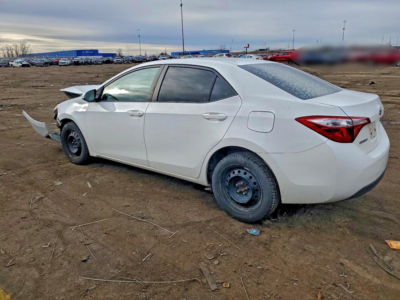 2015 TOYOTA COROLLA L photo 4