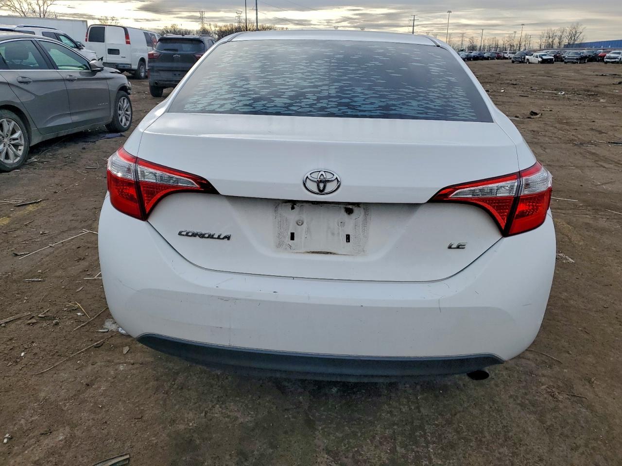 2015 TOYOTA COROLLA L photo 16