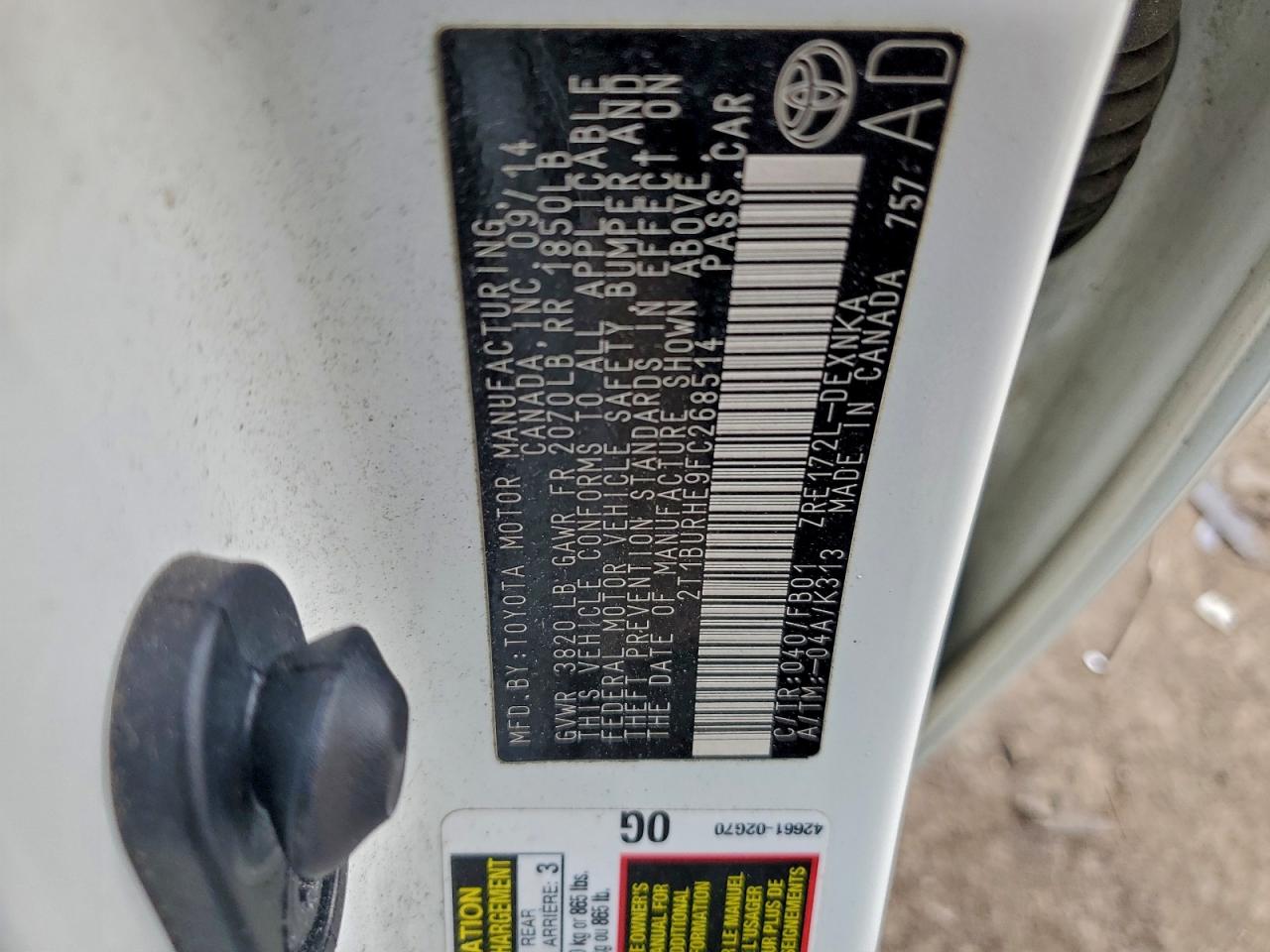 2015 TOYOTA COROLLA L photo 34