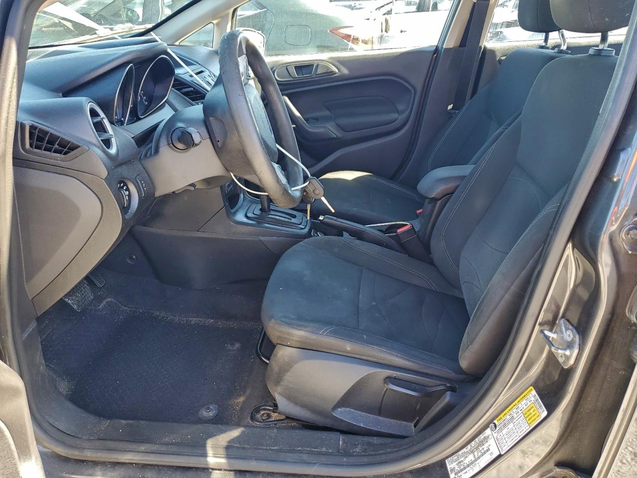 2018 FORD FIESTA SE photo 7