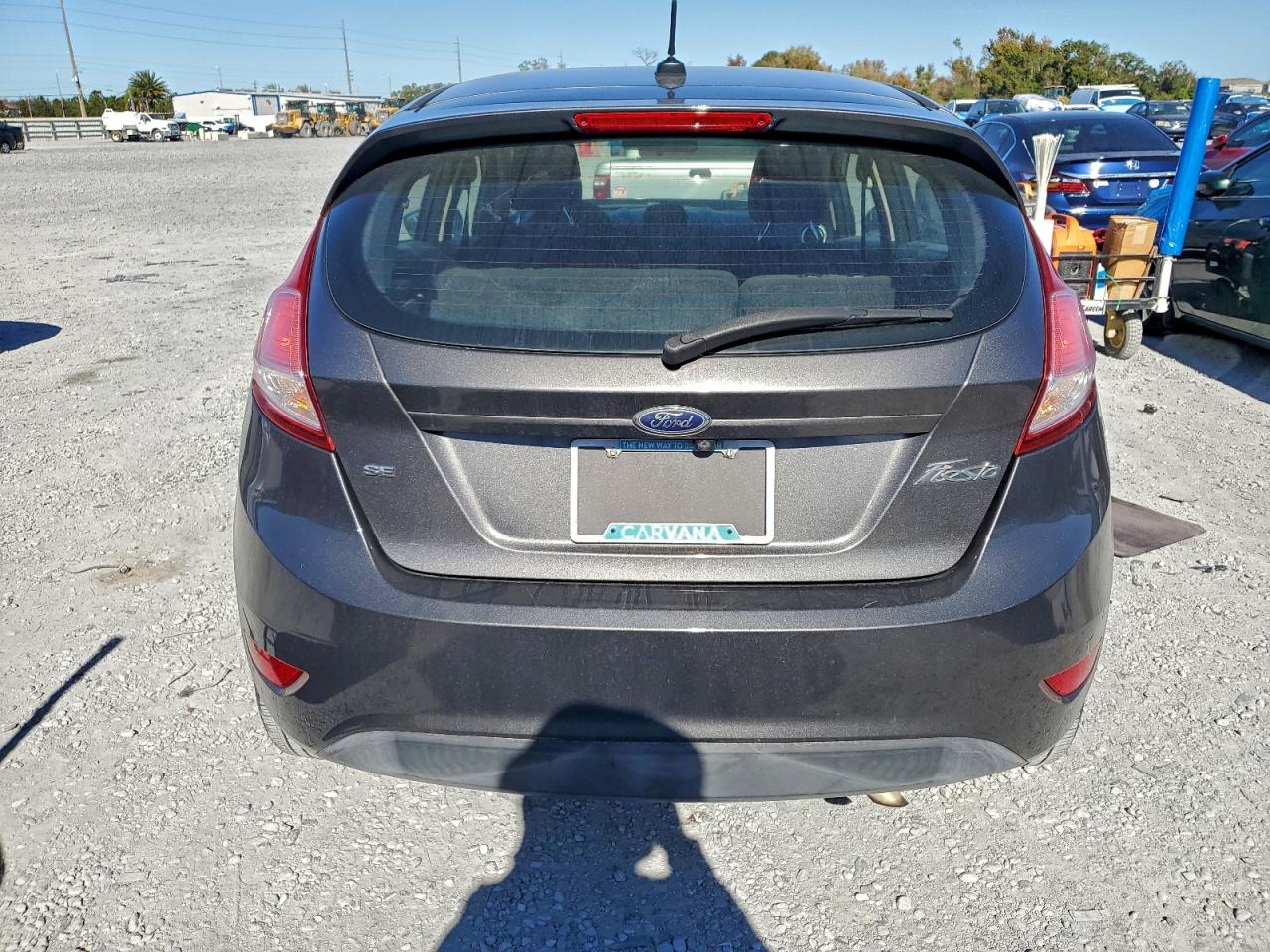 2018 FORD FIESTA SE photo 6