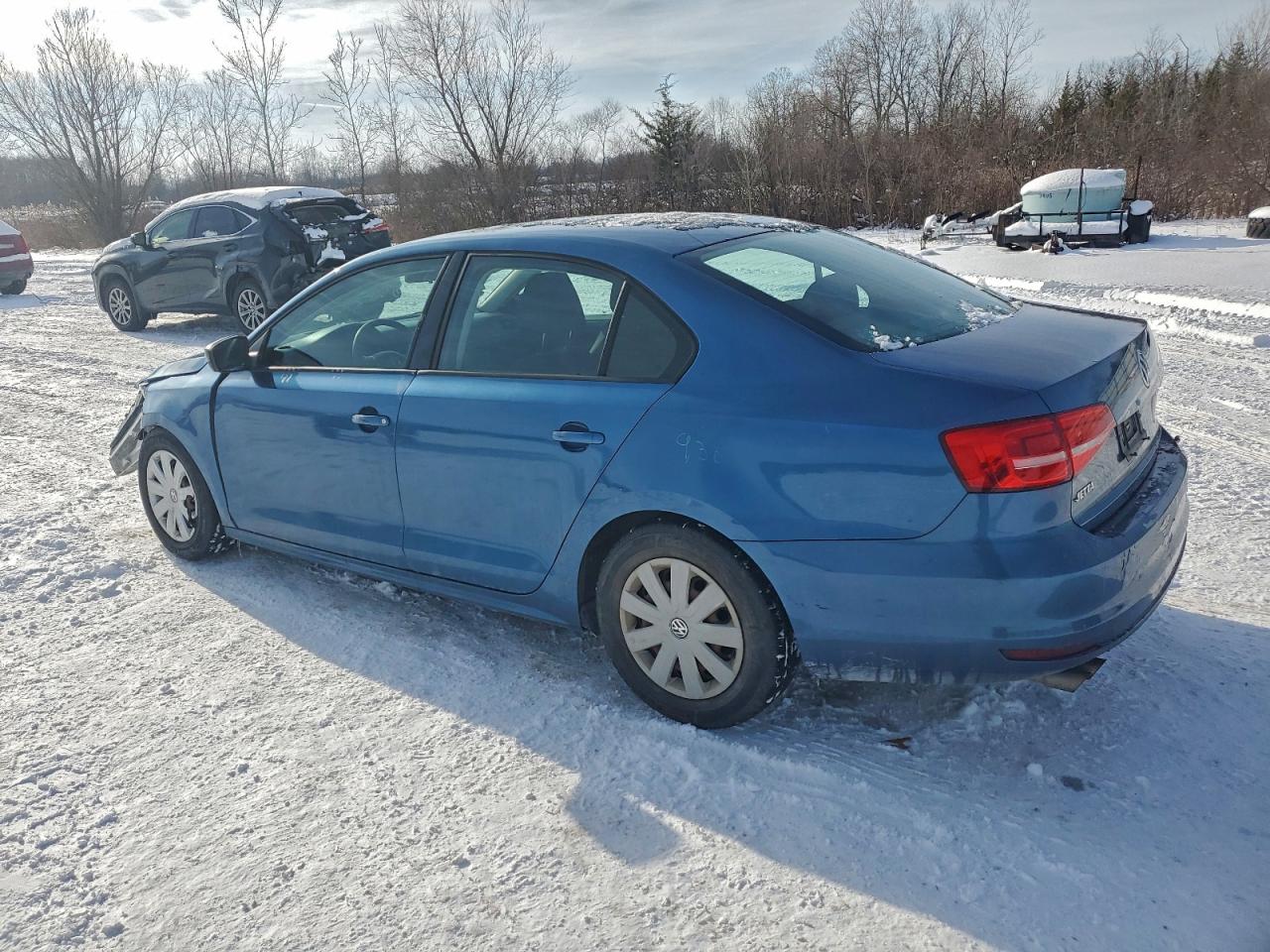 2015 VOLKSWAGEN JETTA BASE photo 2