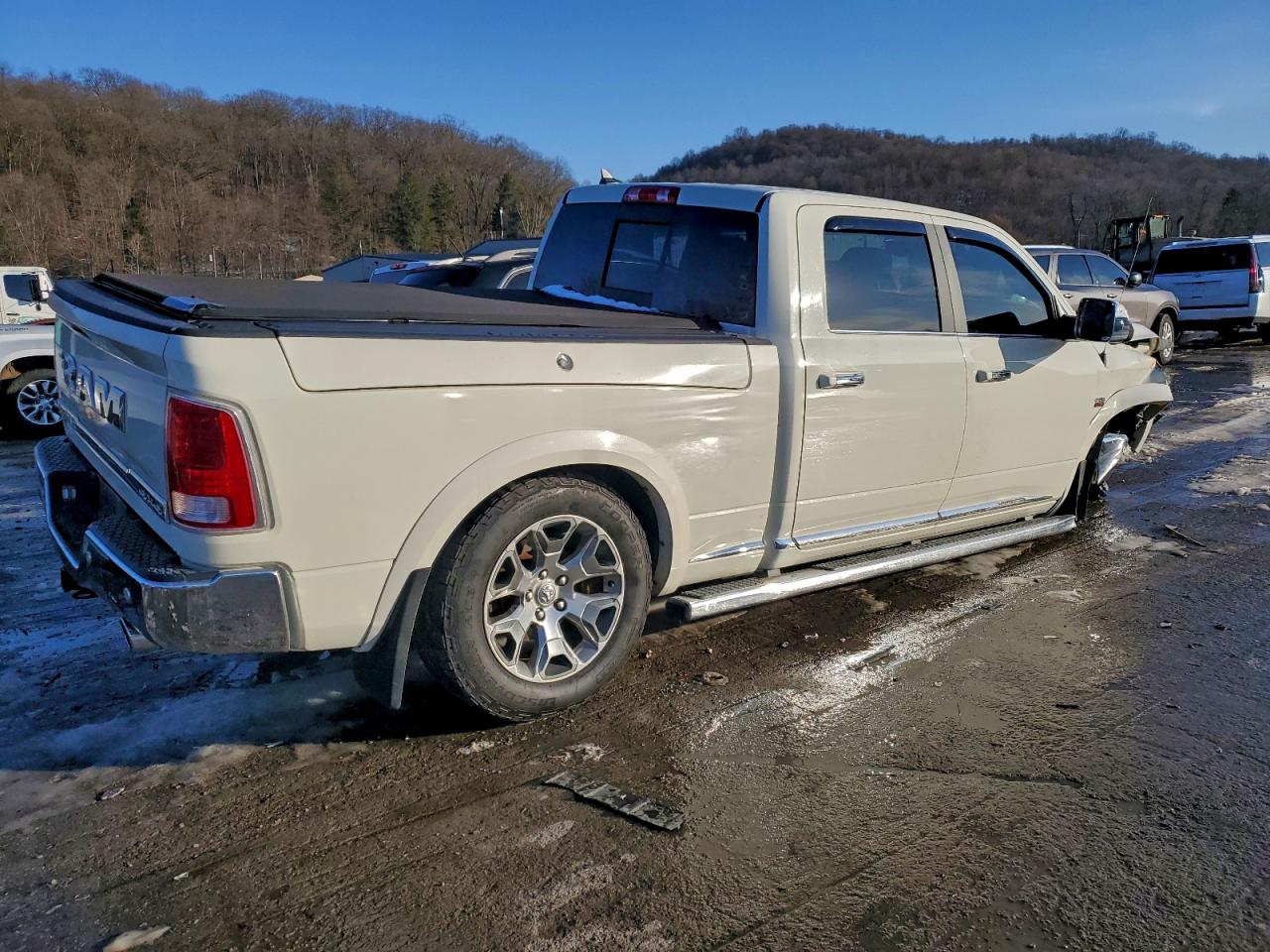2018 RAM 1500 LONGHORN photo 3