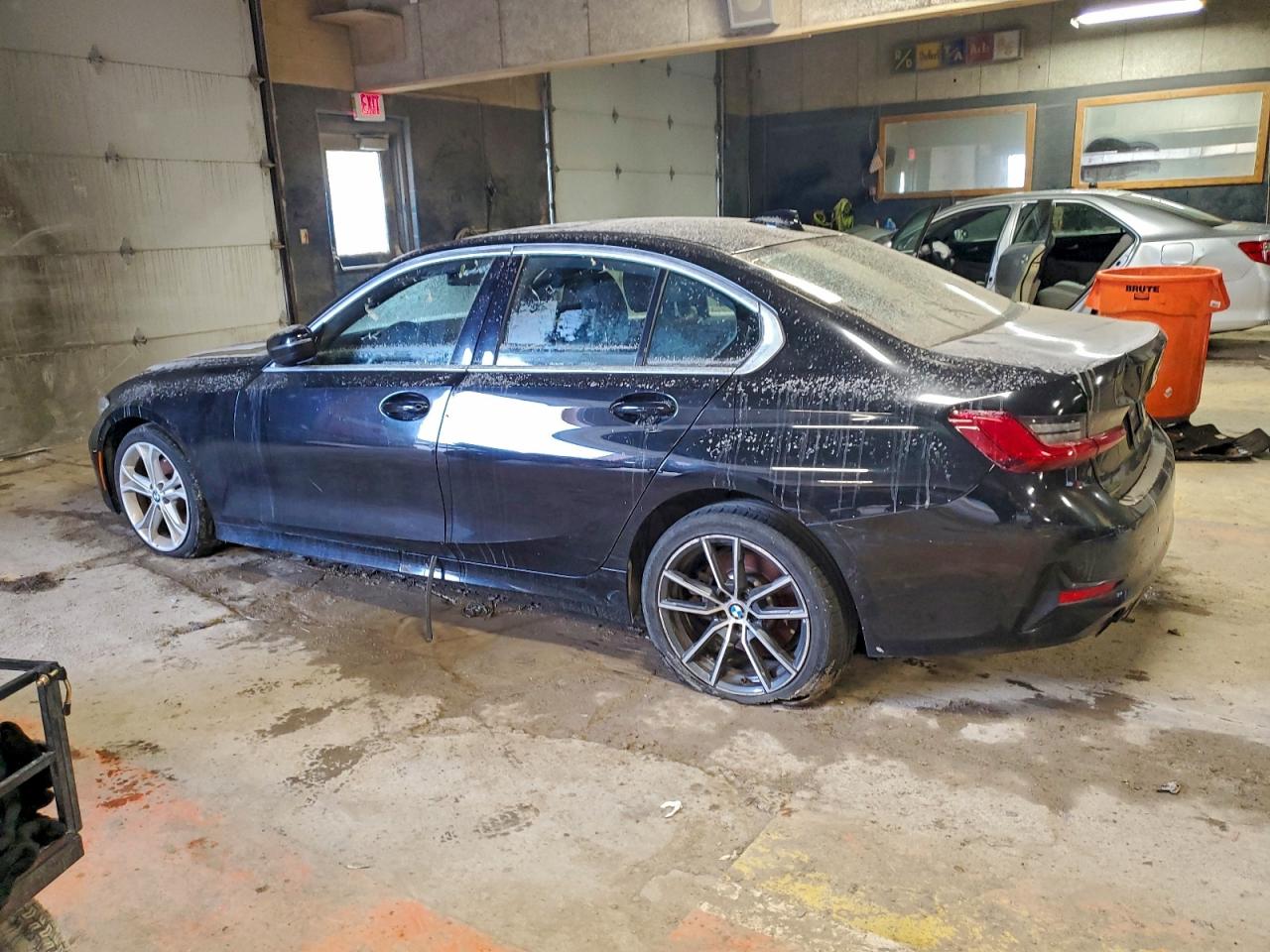 2020 BMW 330XI photo 2