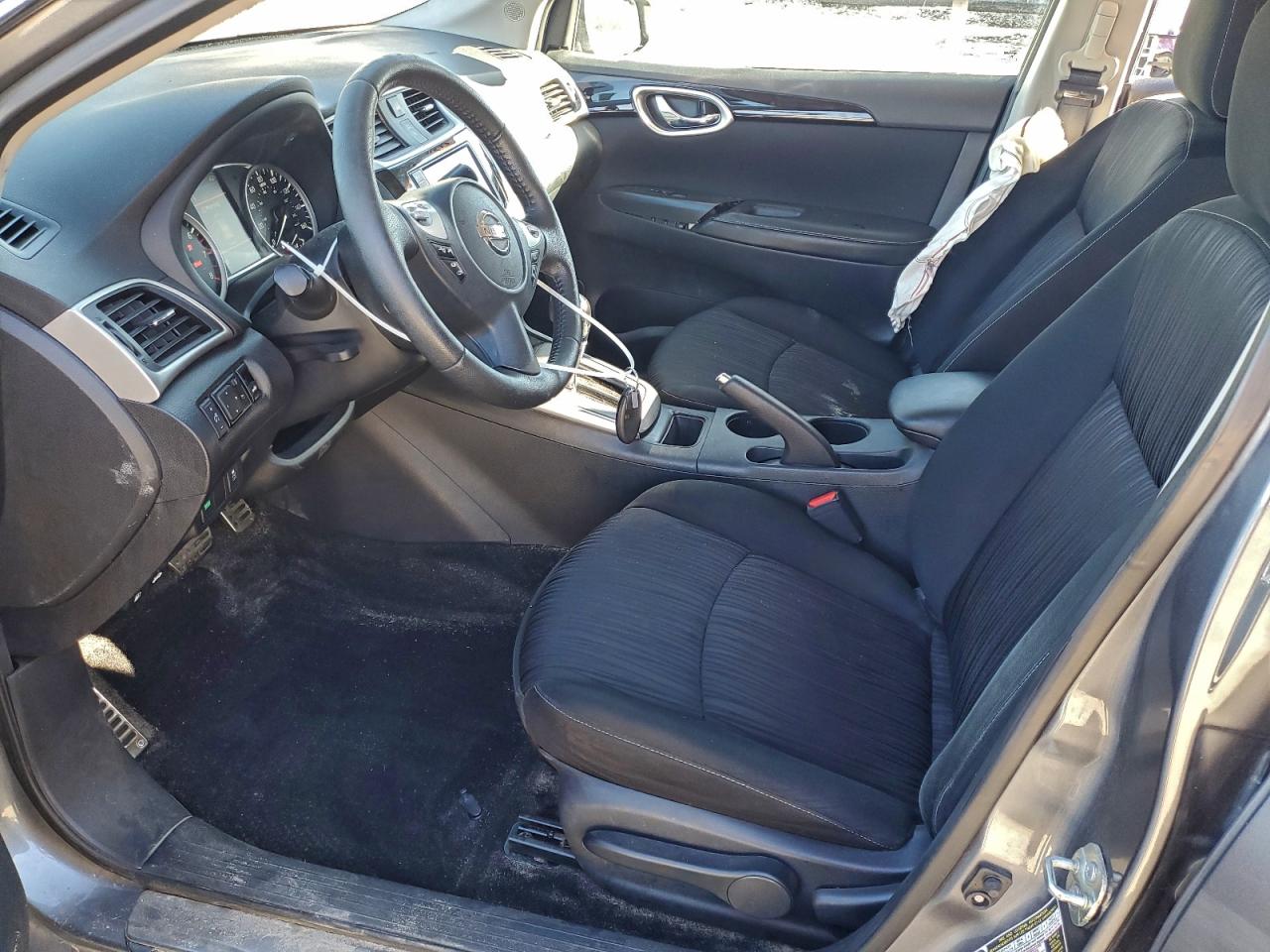 2019 NISSAN SENTRA S photo 7