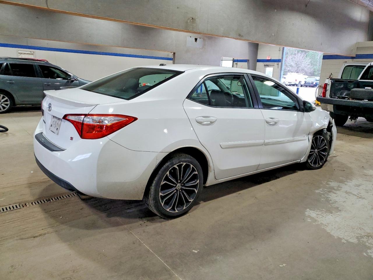 2016 TOYOTA COROLLA L photo 3