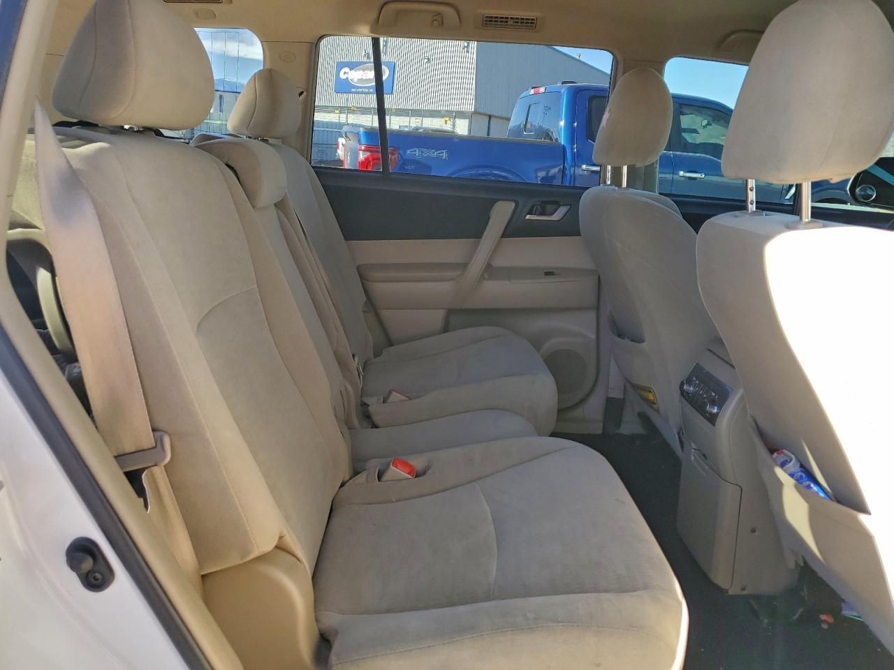 2013 TOYOTA HIGHLANDER BASE photo 10