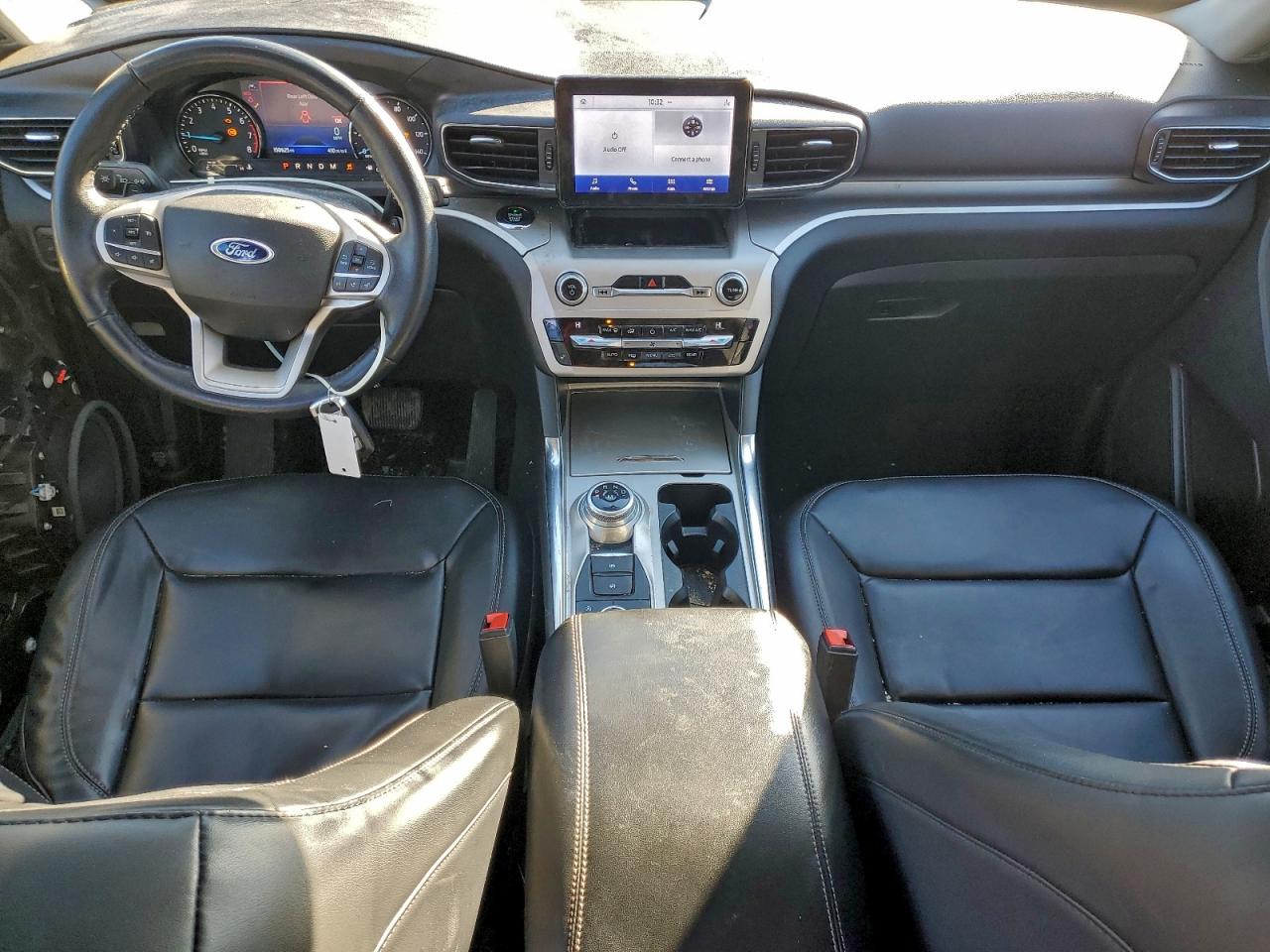2021 FORD EXPLORER XLT photo 8