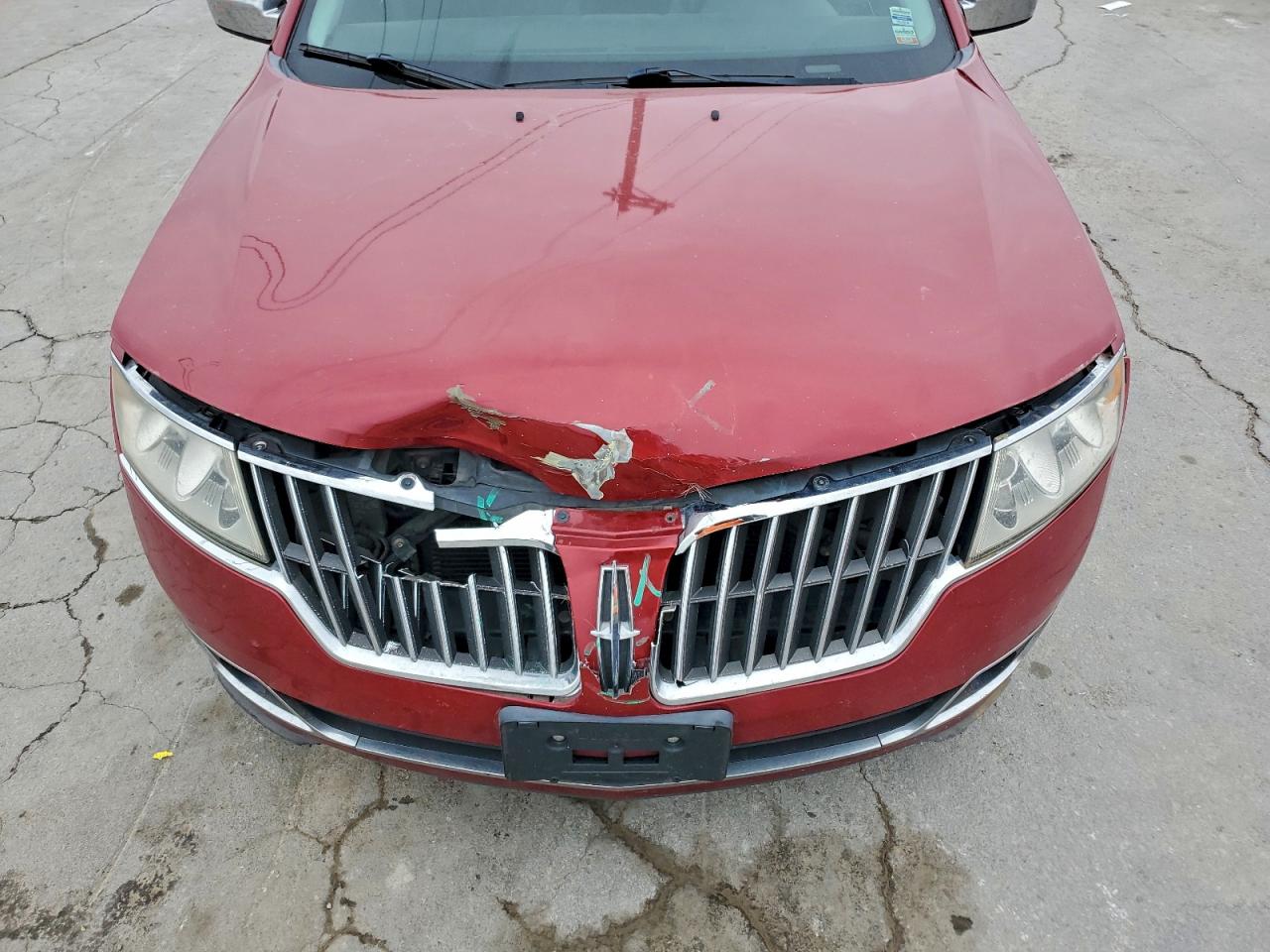 2010 LINCOLN MKZ photo 11