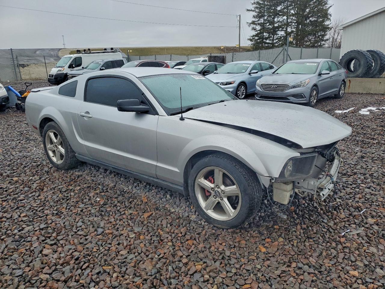 2008 FORD MUSTANG photo 4