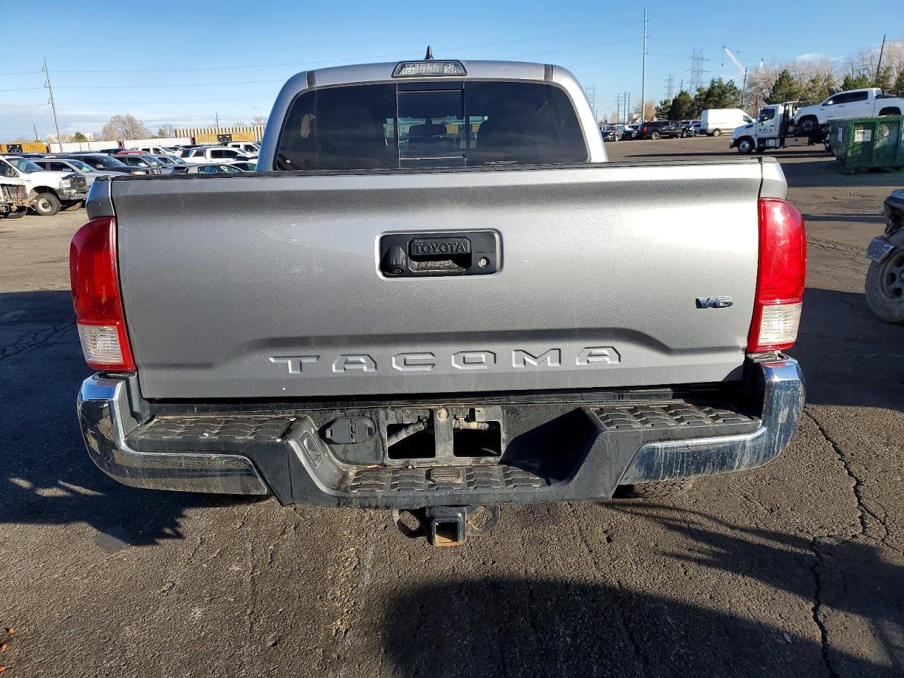 2017 TOYOTA TACOMA DOUBLE CAB photo 6