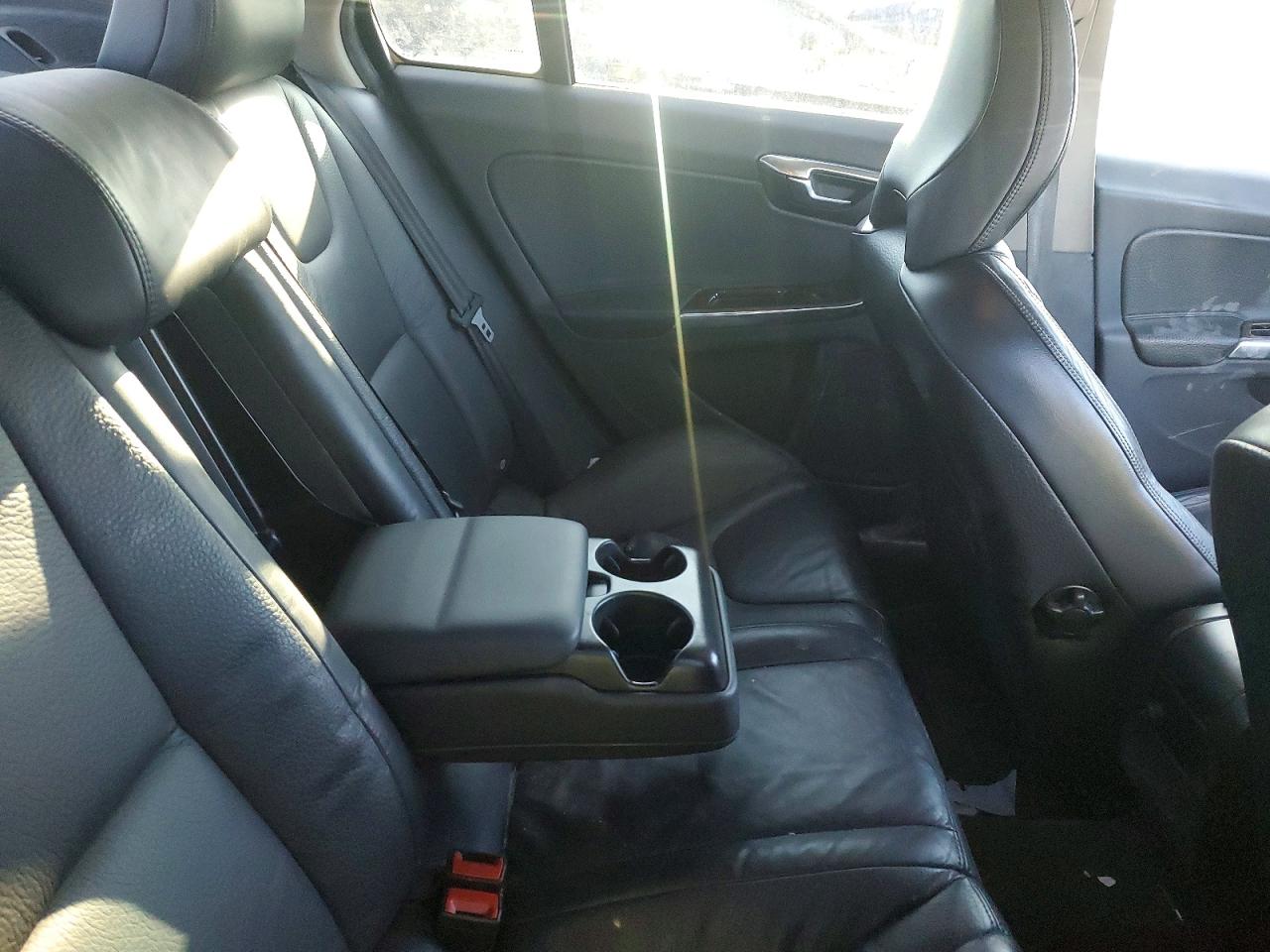 2012 VOLVO S60 T6 photo 10