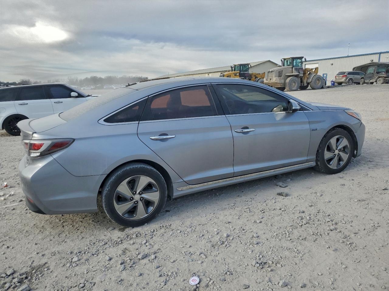 2016 HYUNDAI SONATA HYBRID photo 3