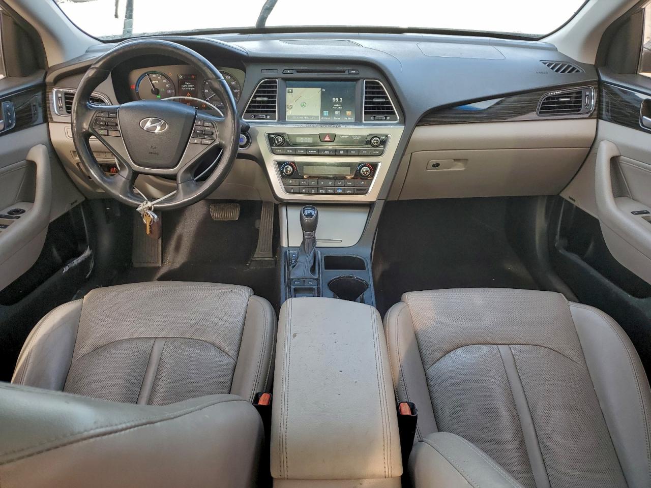 2016 HYUNDAI SONATA HYBRID photo 8