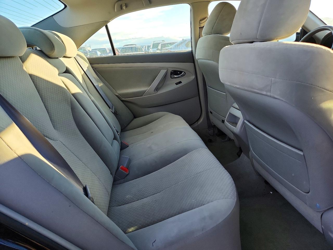 2007 TOYOTA CAMRY LE photo 10