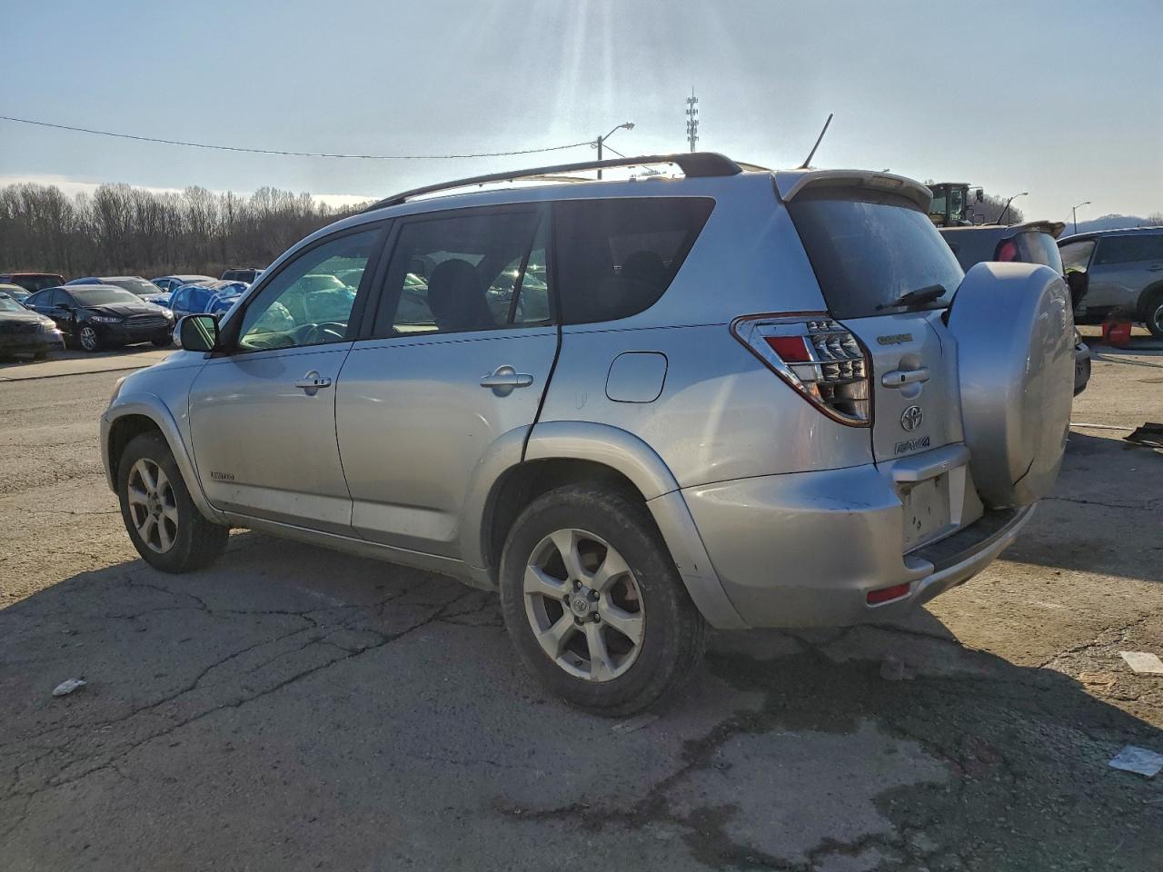 2011 TOYOTA RAV4 LIMITED photo 2