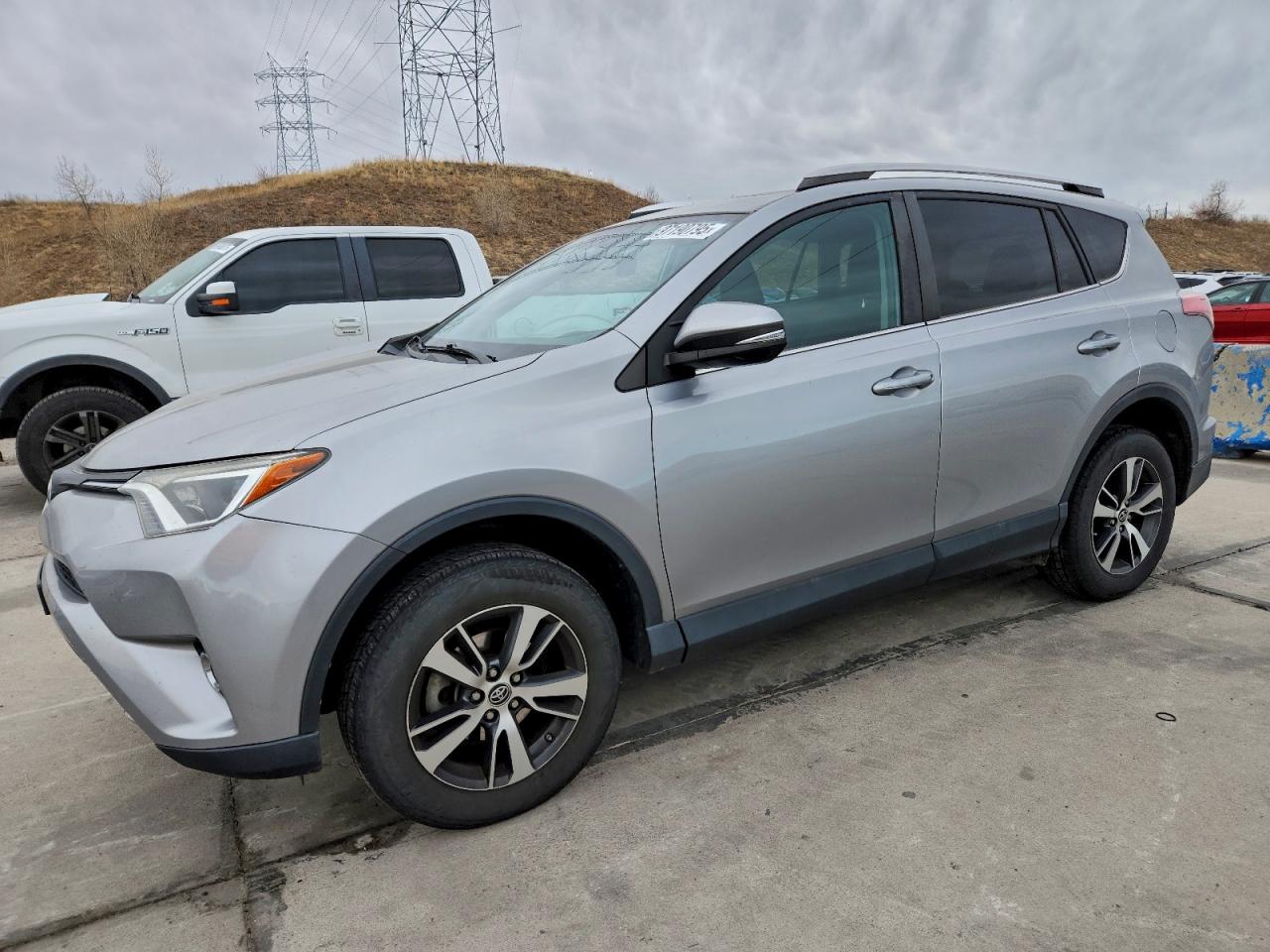 2016 TOYOTA RAV4