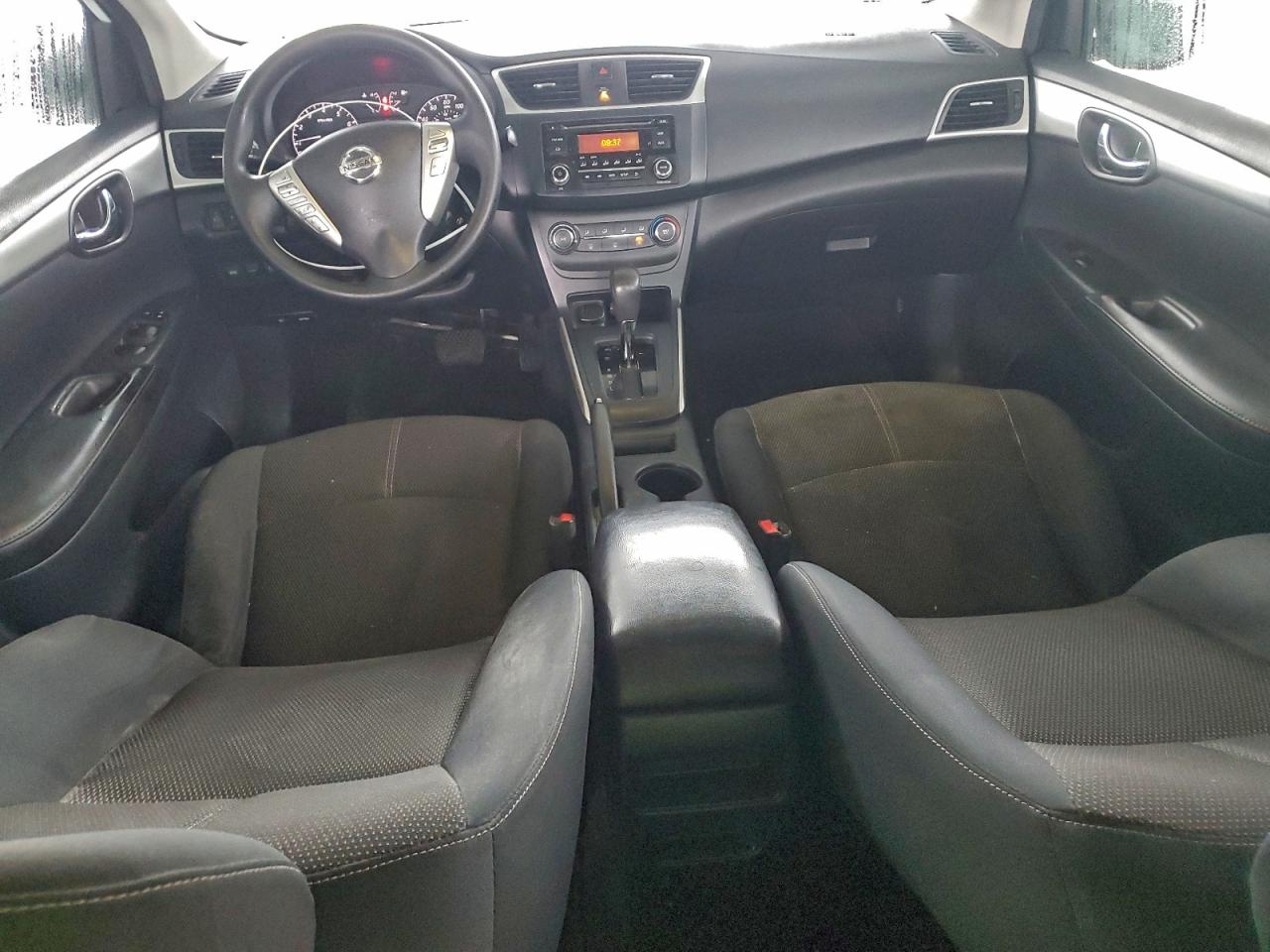 2016 NISSAN SENTRA S photo 8