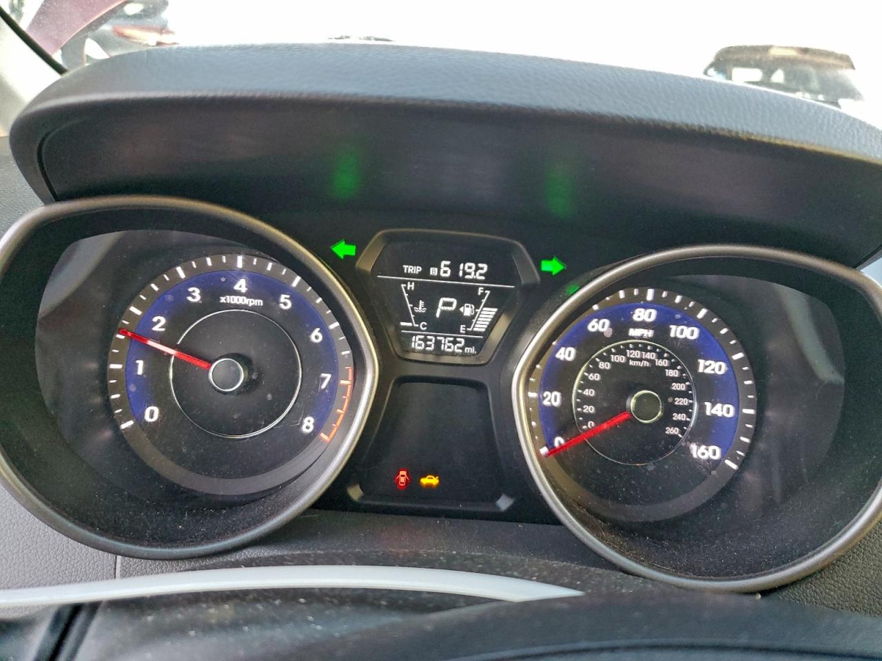 2015 HYUNDAI ELANTRA SE photo 9
