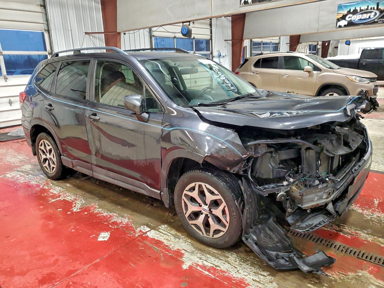 2019 SUBARU FORESTER PREMIUM photo 4