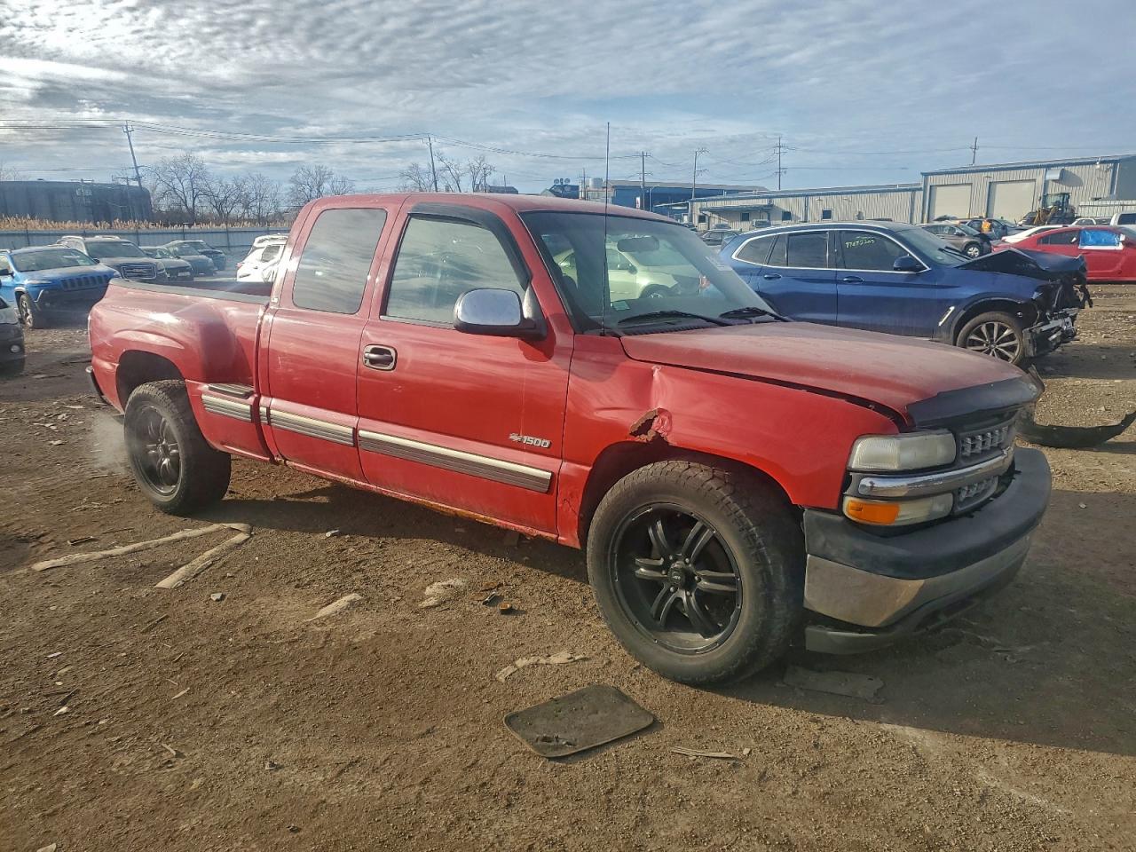 2002 CHEVROLET SILVERADO C1500 photo 4