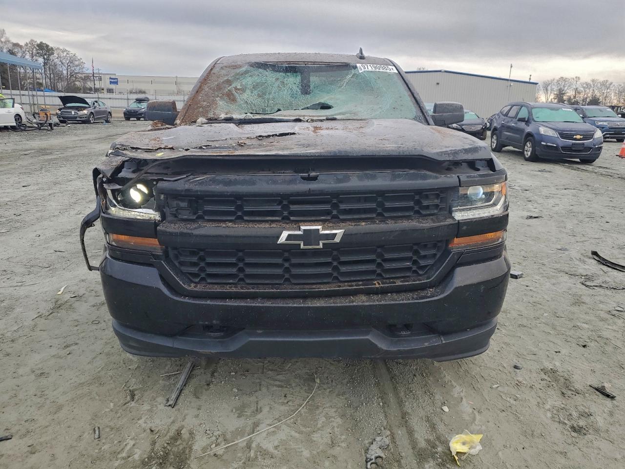 2017 CHEVROLET SILVERADO K1500 CUSTOM photo 5