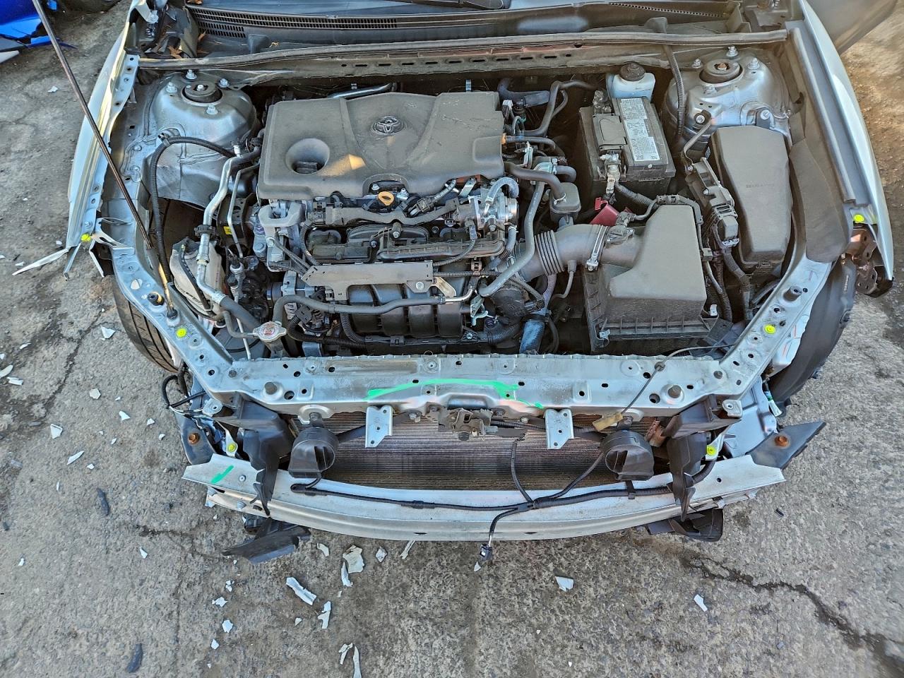2021 TOYOTA CAMRY LE photo 11