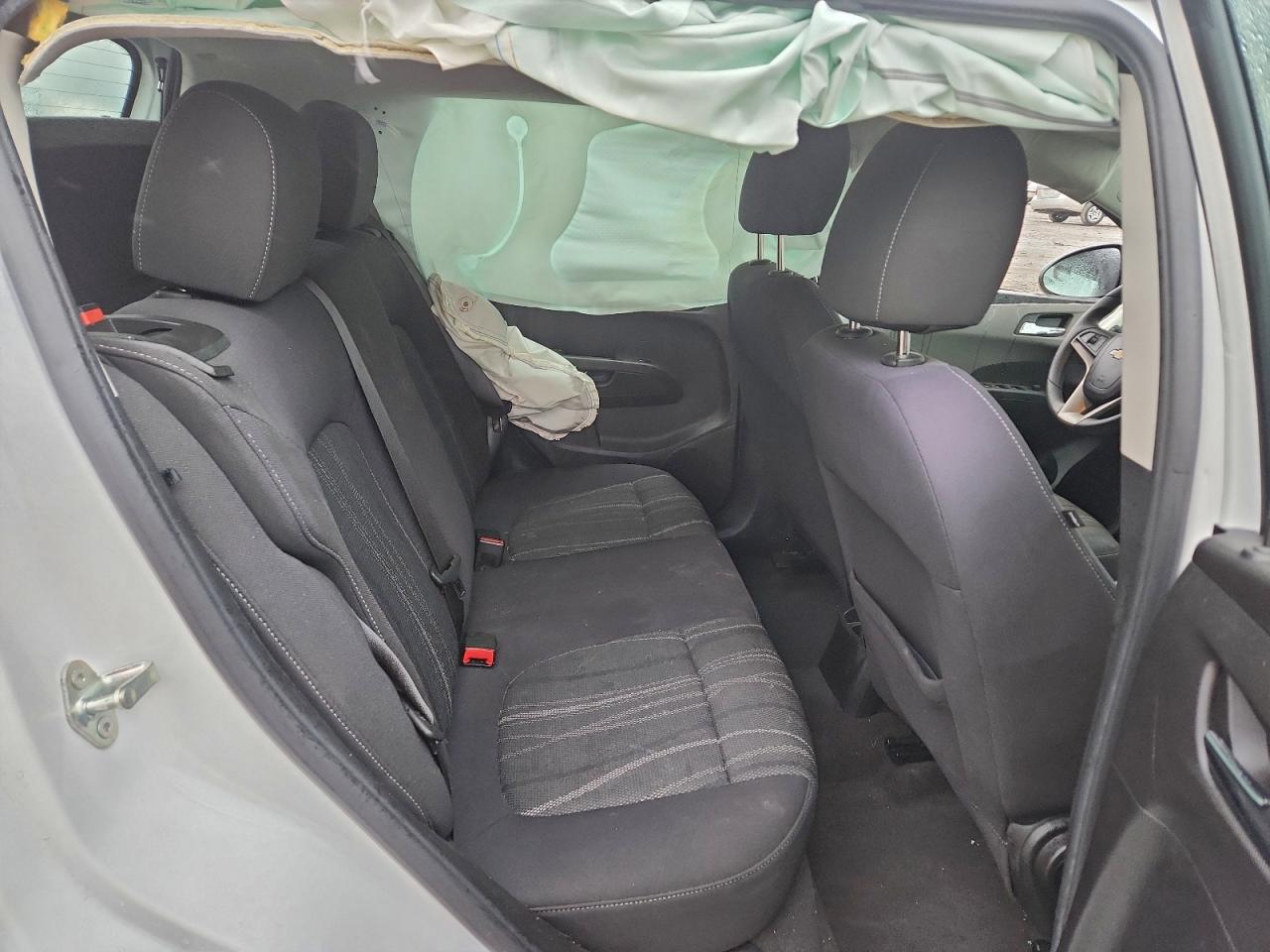 2014 CHEVROLET SONIC LT photo 10