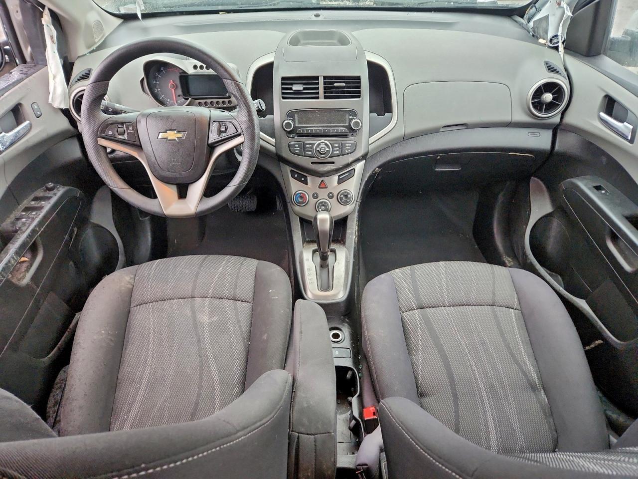 2014 CHEVROLET SONIC LT photo 8
