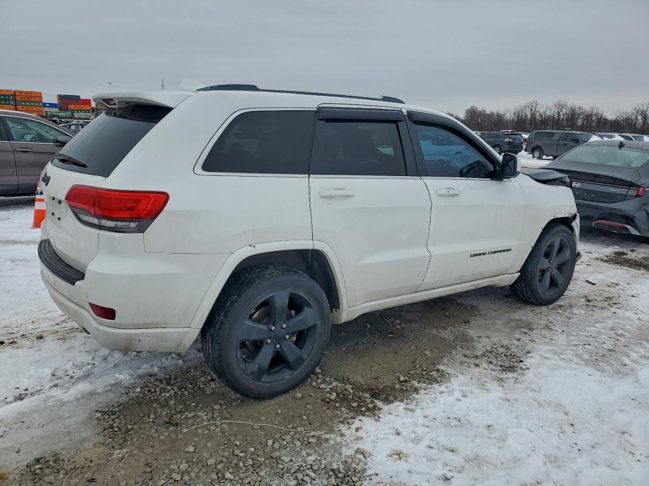 2015 JEEP GRAND CHEROKEE LAREDO photo 5