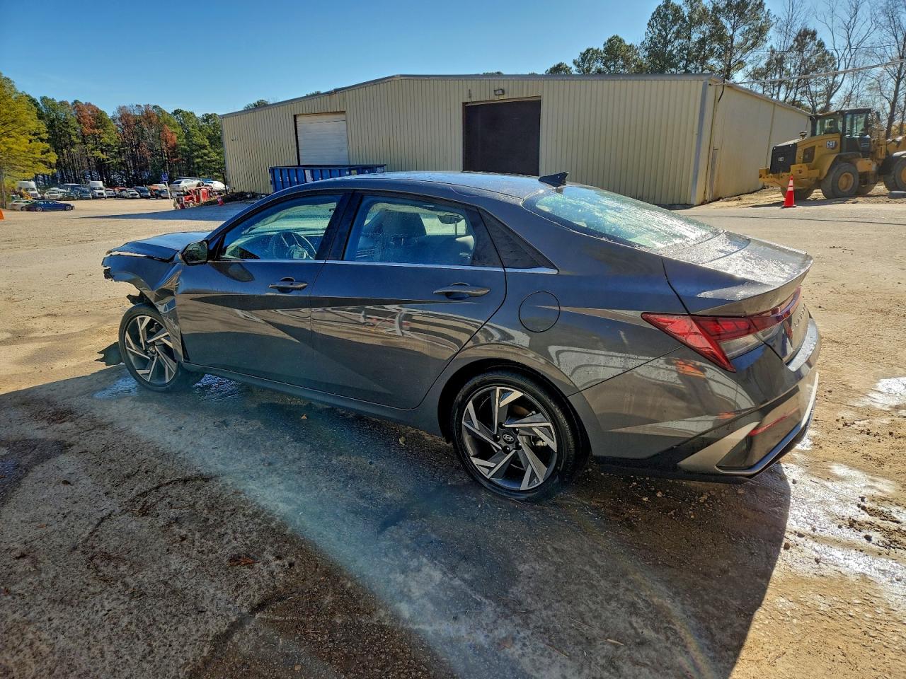 2025 HYUNDAI ELANTRA SEL photo 2
