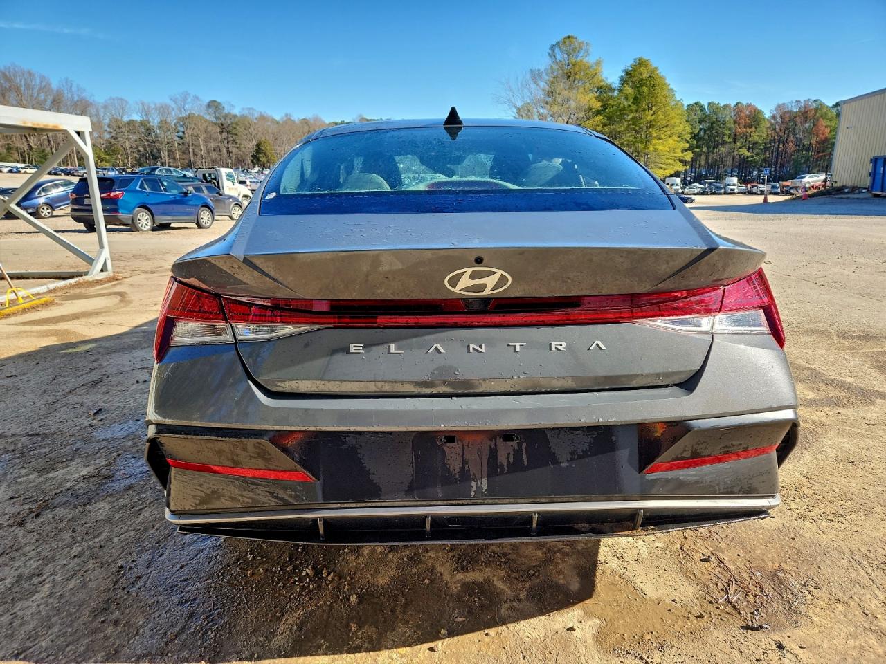 2025 HYUNDAI ELANTRA SEL photo 6