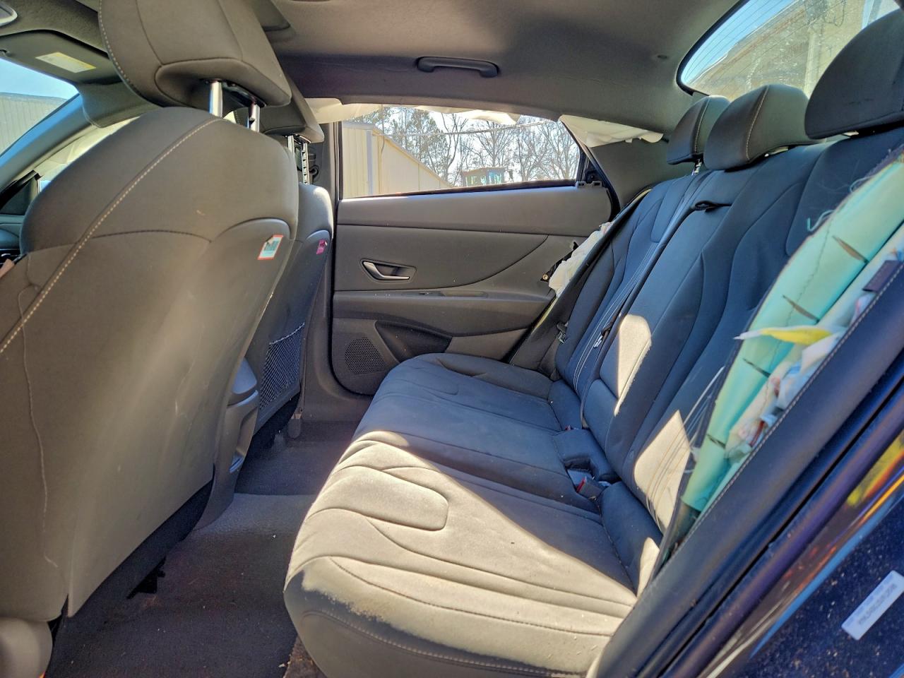 2025 HYUNDAI ELANTRA SEL photo 10