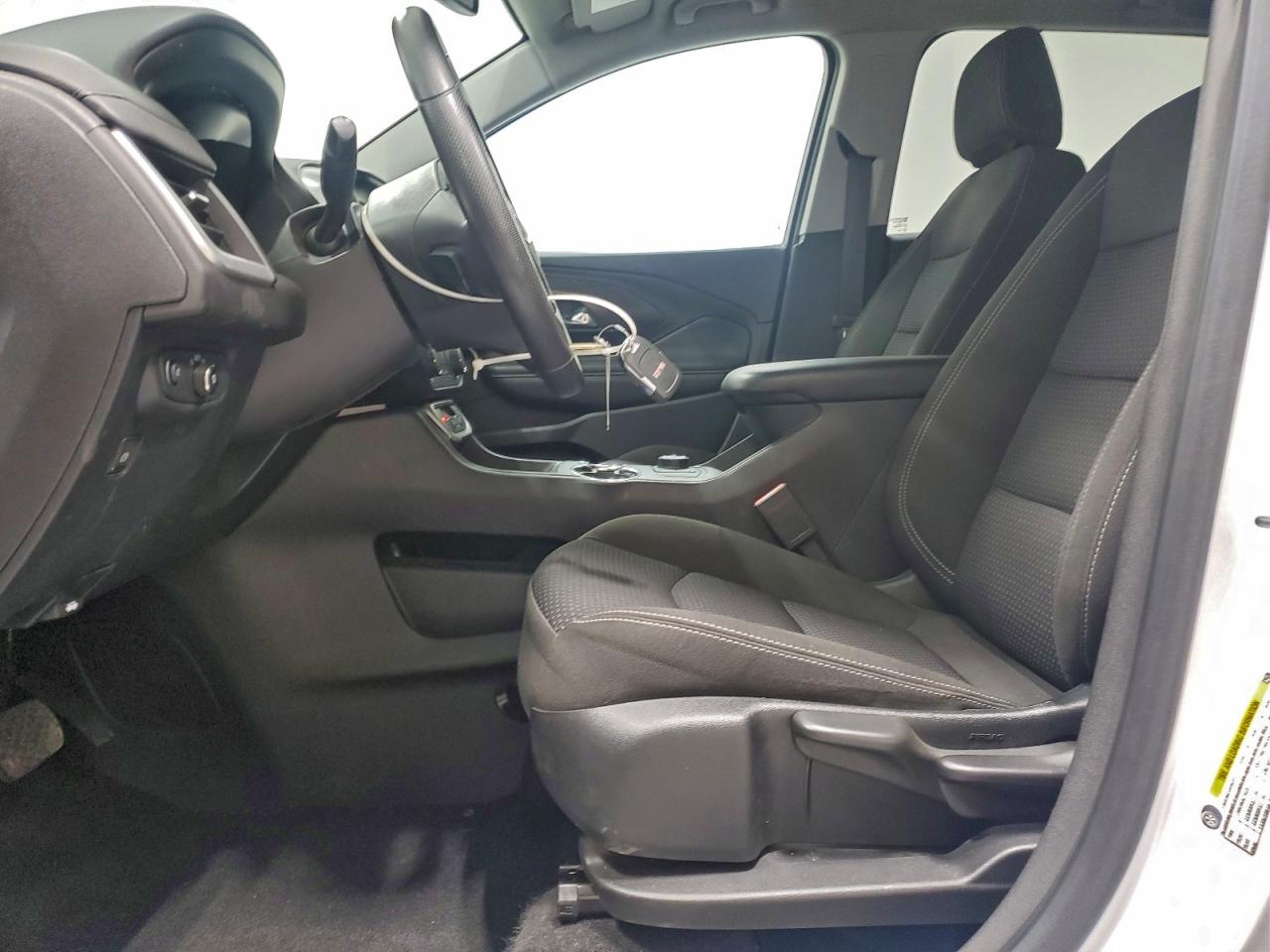 2024 GMC TERRAIN SLE photo 7