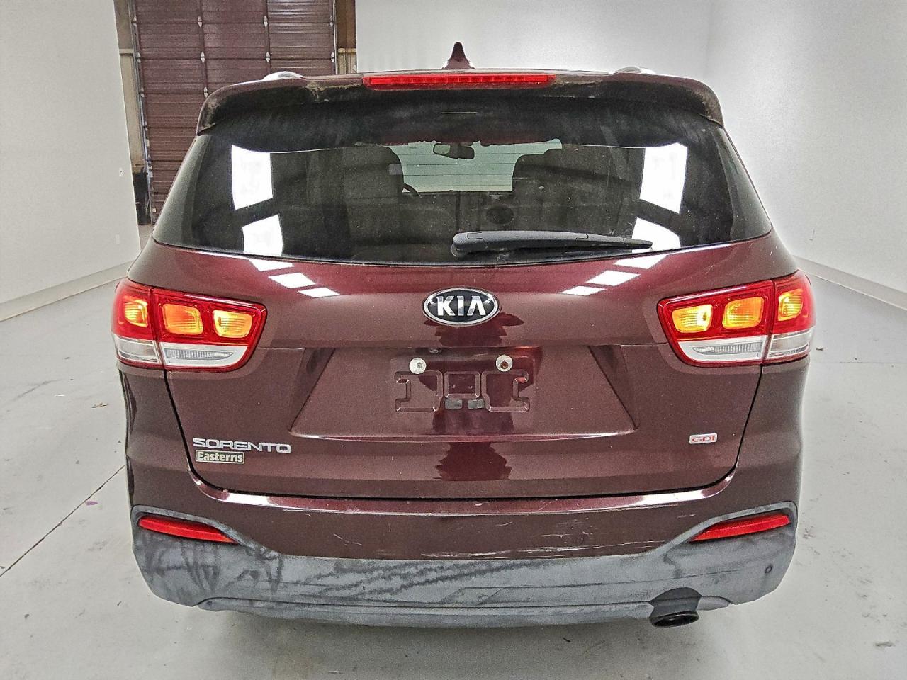 2017 KIA SORENTO LX photo 6