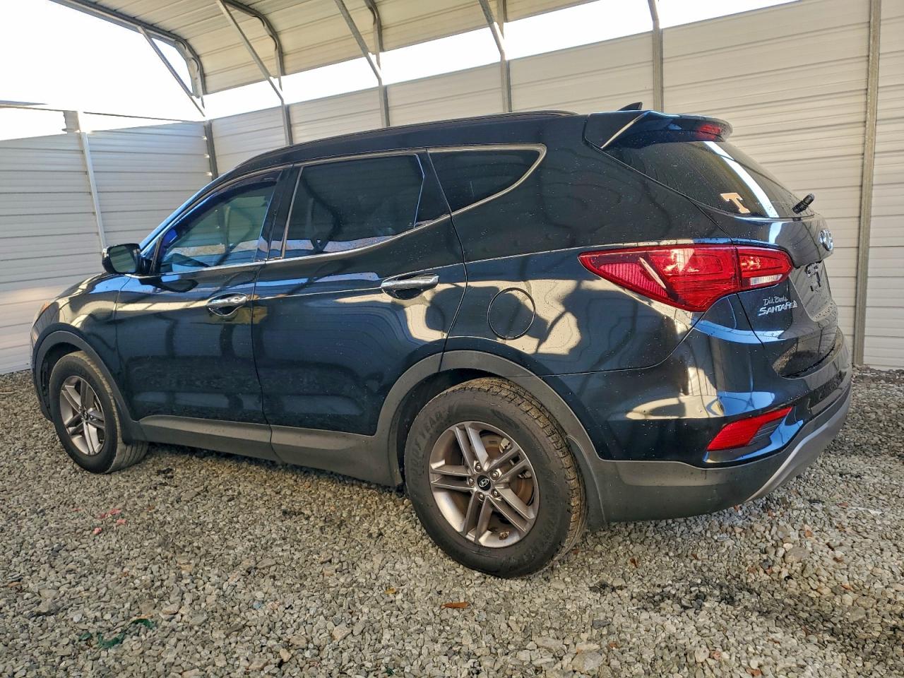 2017 HYUNDAI SANTA FE SPORT photo 2