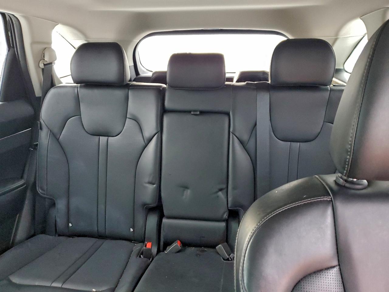 2024 KIA SORENTO S photo 10