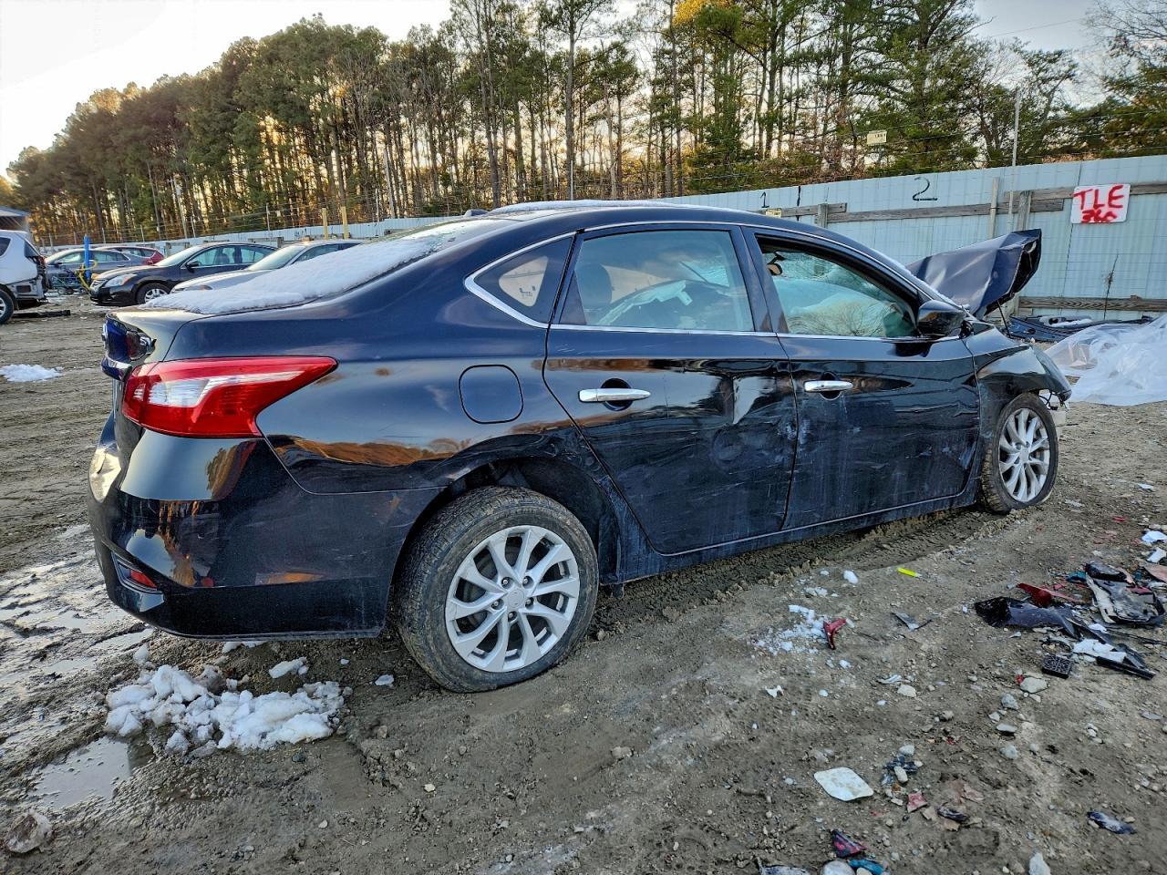 2019 NISSAN SENTRA S photo 3