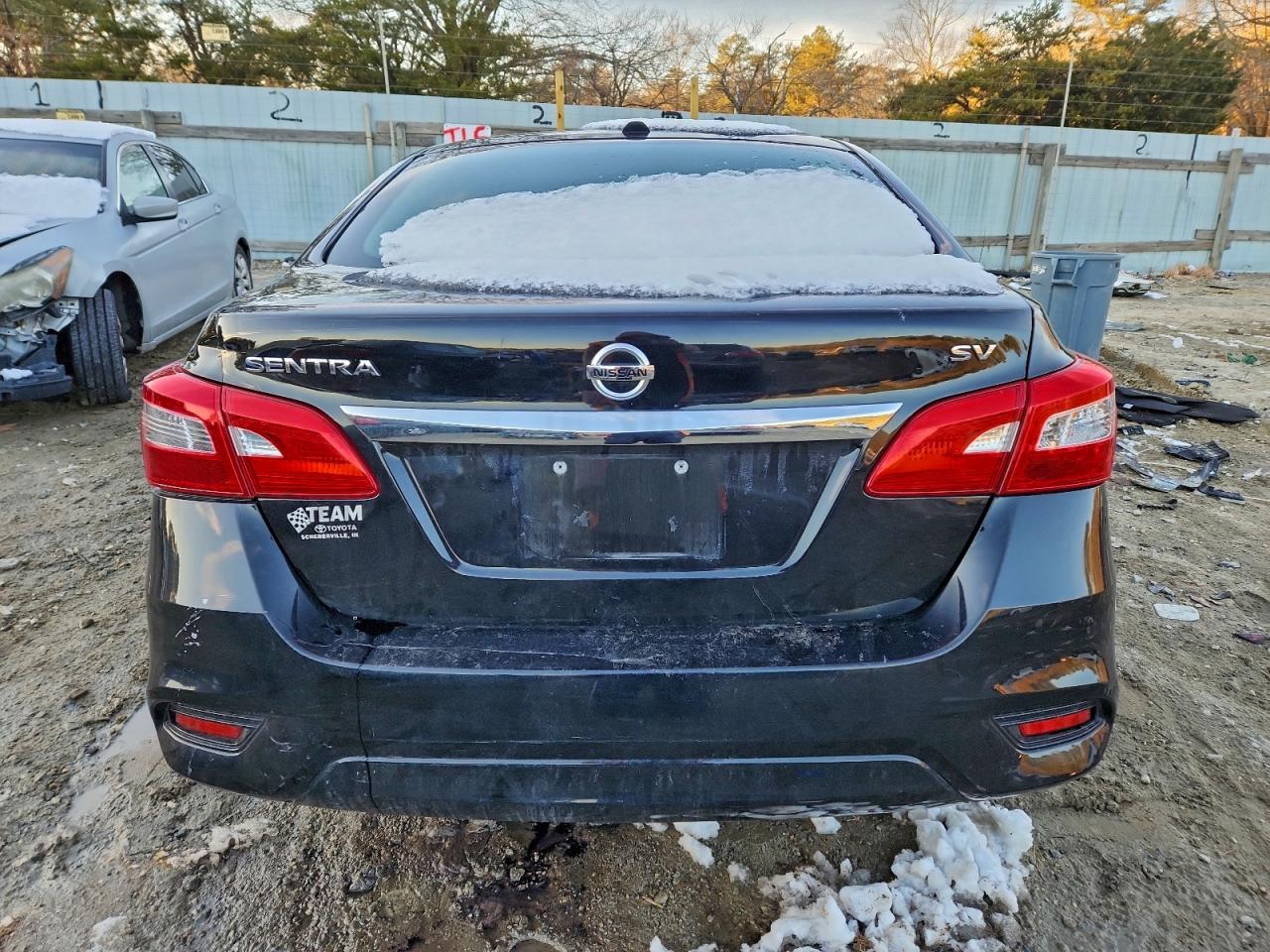 2019 NISSAN SENTRA S photo 6