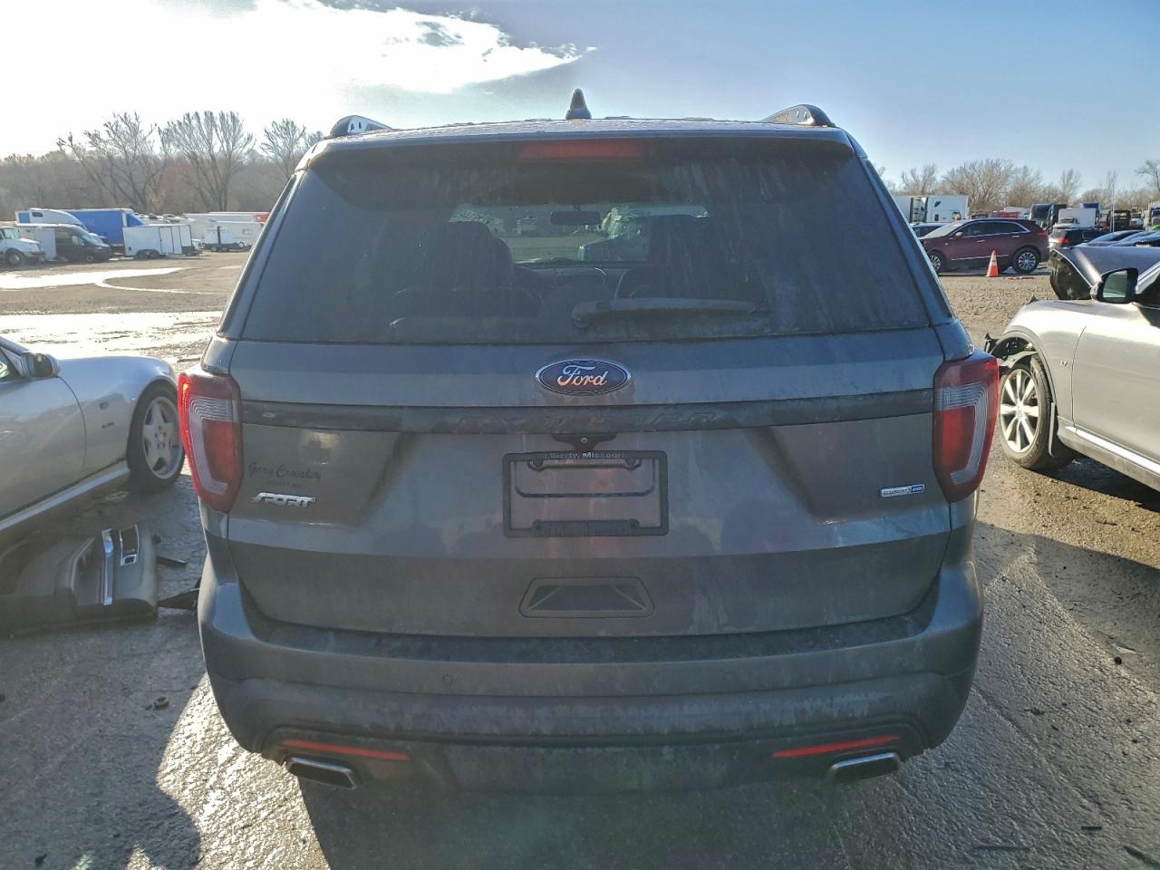 2016 FORD EXPLORER SPORT photo 6