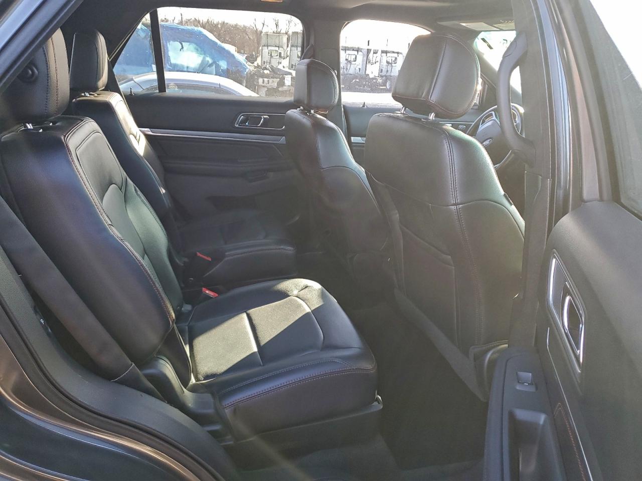 2016 FORD EXPLORER SPORT photo 11