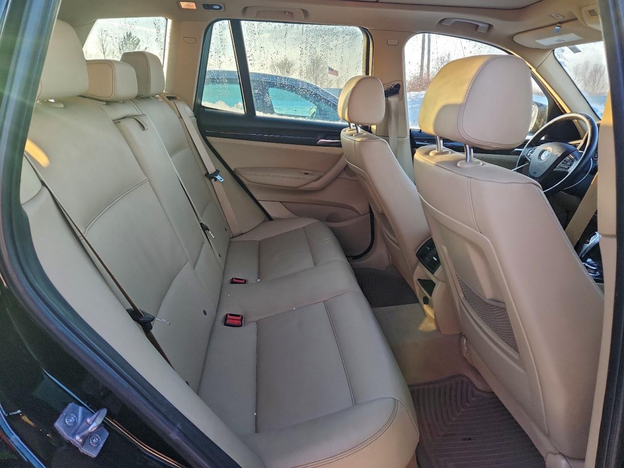 2011 BMW X3 XDRIVE28I photo 10